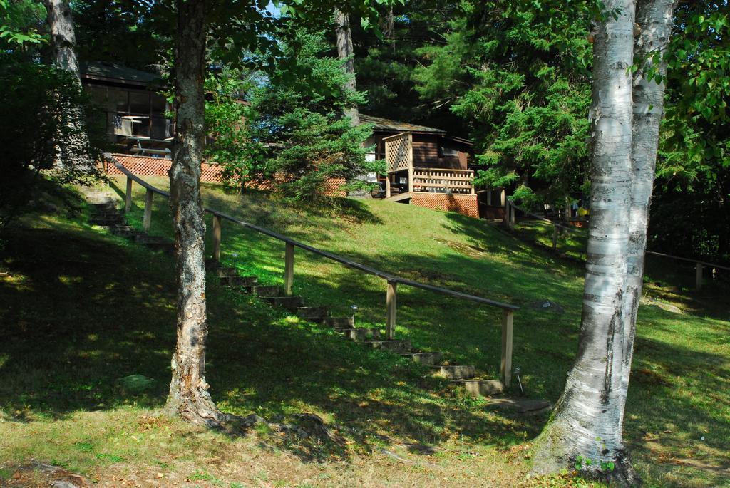 The Pines Cottage Resort Oxtongue Lake Exterior photo